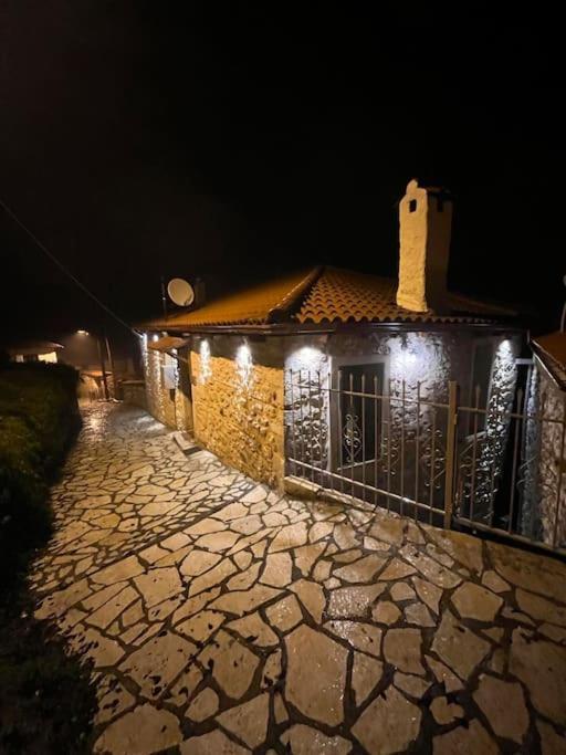 Dandy Villas Dimitsana - A Family Ideal Charming Home In A Quaint Historic Neighborhood - 2 Fireplaces For Romantic Nights 외부 사진