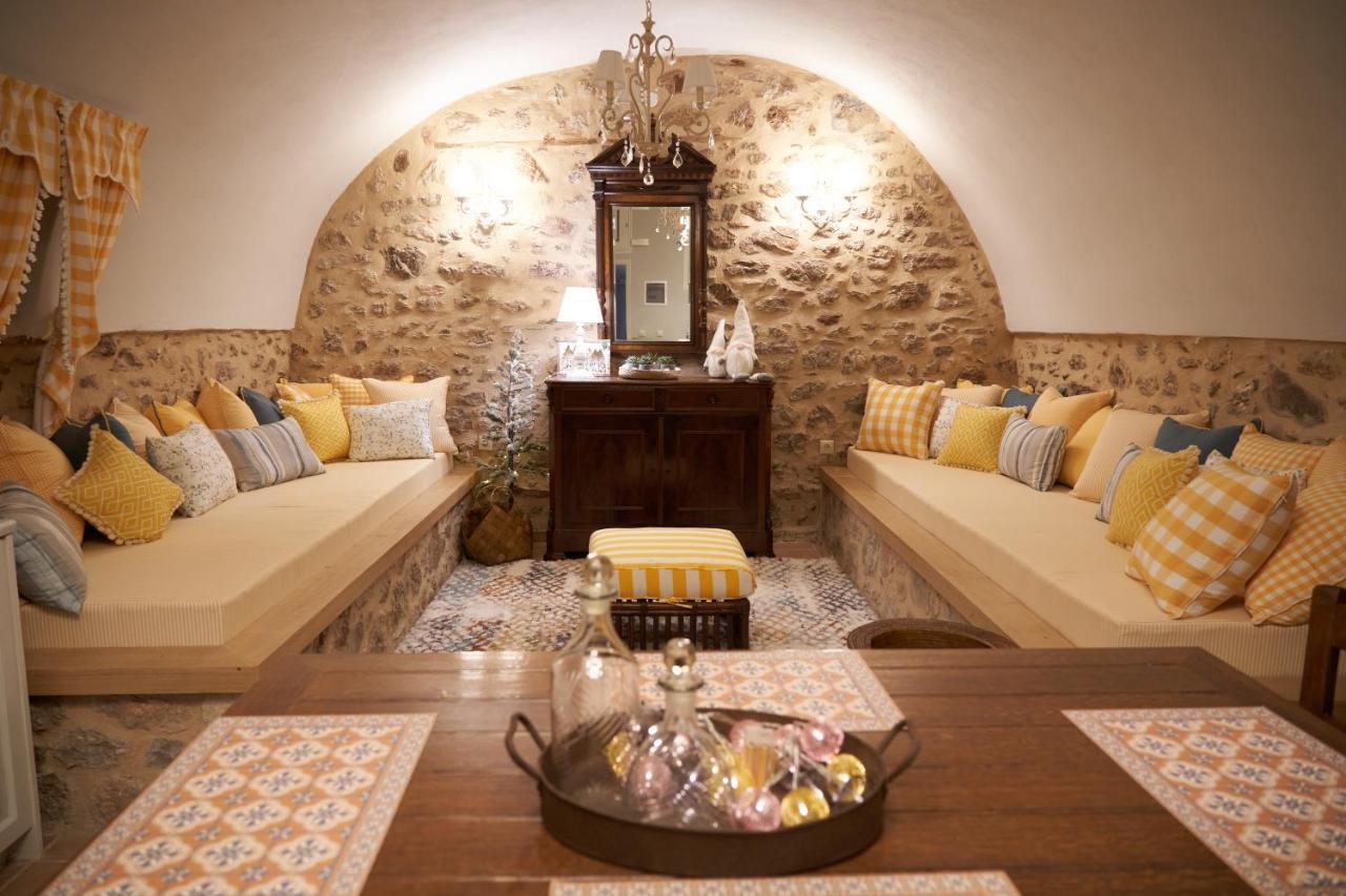 Dandy Villas Dimitsana - A Family Ideal Charming Home In A Quaint Historic Neighborhood - 2 Fireplaces For Romantic Nights 외부 사진