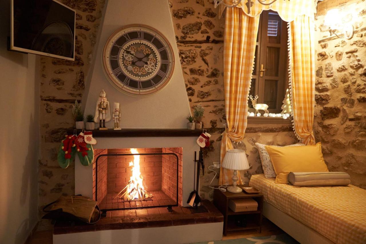 Dandy Villas Dimitsana - A Family Ideal Charming Home In A Quaint Historic Neighborhood - 2 Fireplaces For Romantic Nights 외부 사진
